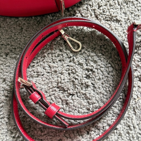 Kate Spade Red Heart-Shaped Bag - Picture 5 of 6